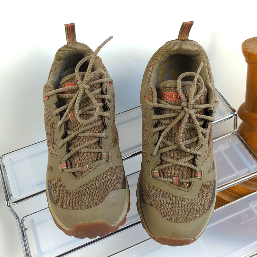 Keen Fit Dry Waterproof Hiking Shoe Sz 5